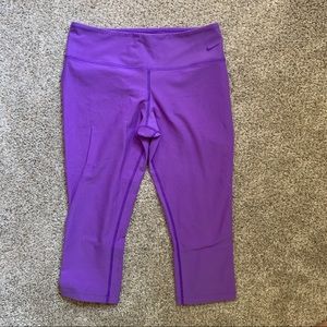 Nike • Golf Capri Leggings